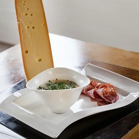 ホテル Fidazerhof フリムス